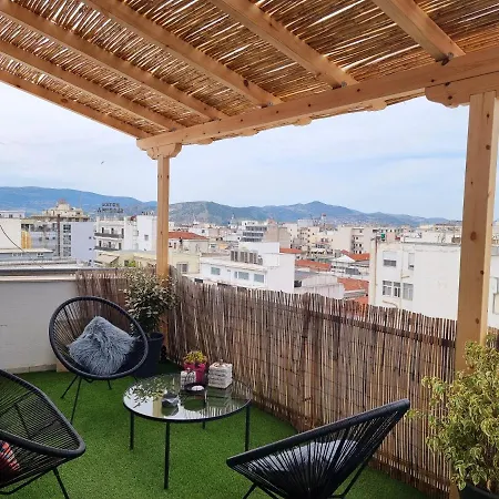 Apartment Charming House 1